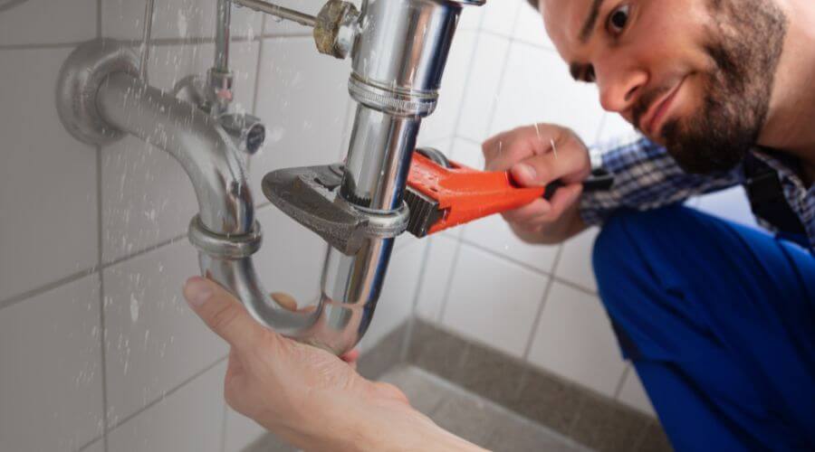 Professional same day plumber services in Luther, MI
